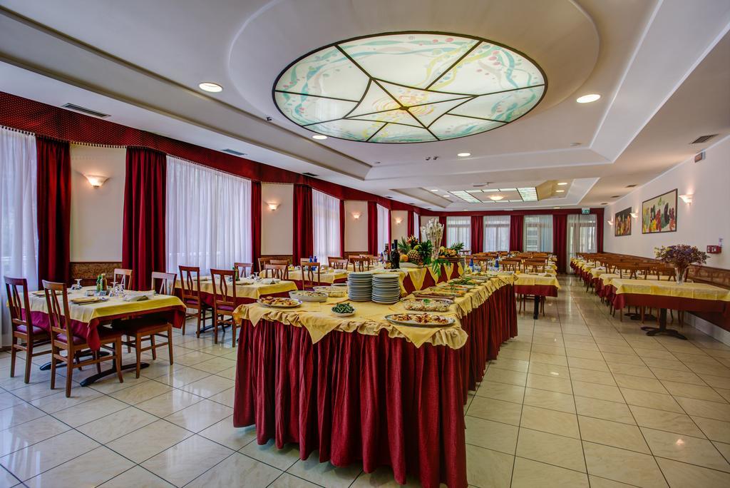 Hotel San Giorgio Milano Marittima Exterior foto