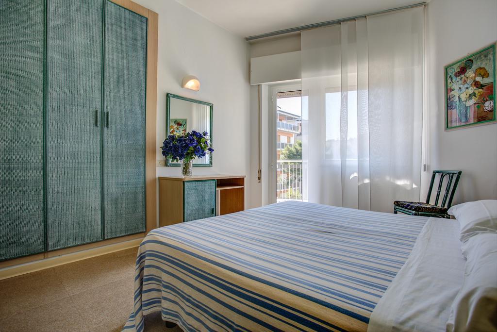 Hotel San Giorgio Milano Marittima Habitación foto